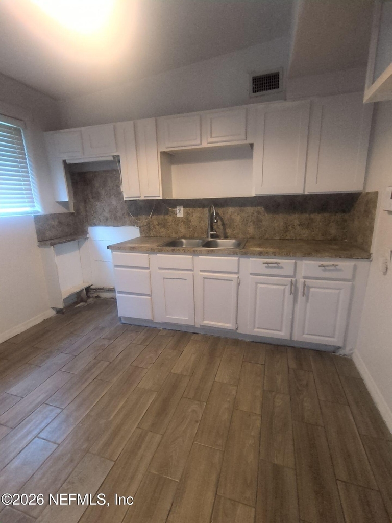 10321 Westmar Road - Photo 3