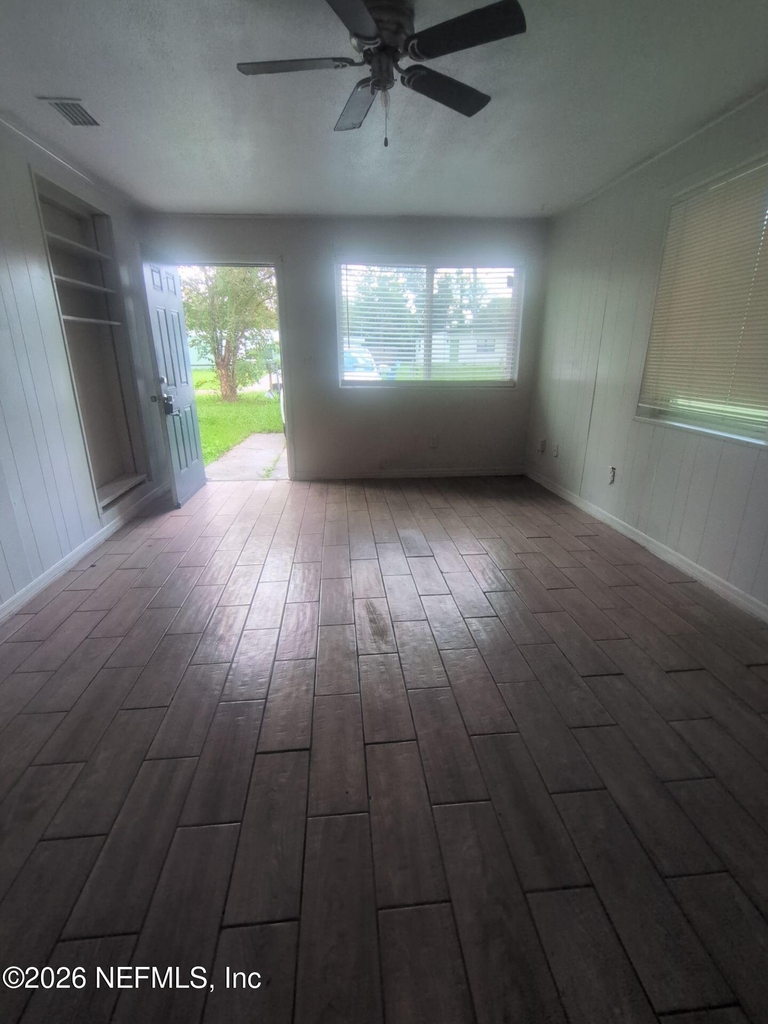 10321 Westmar Road - Photo 1
