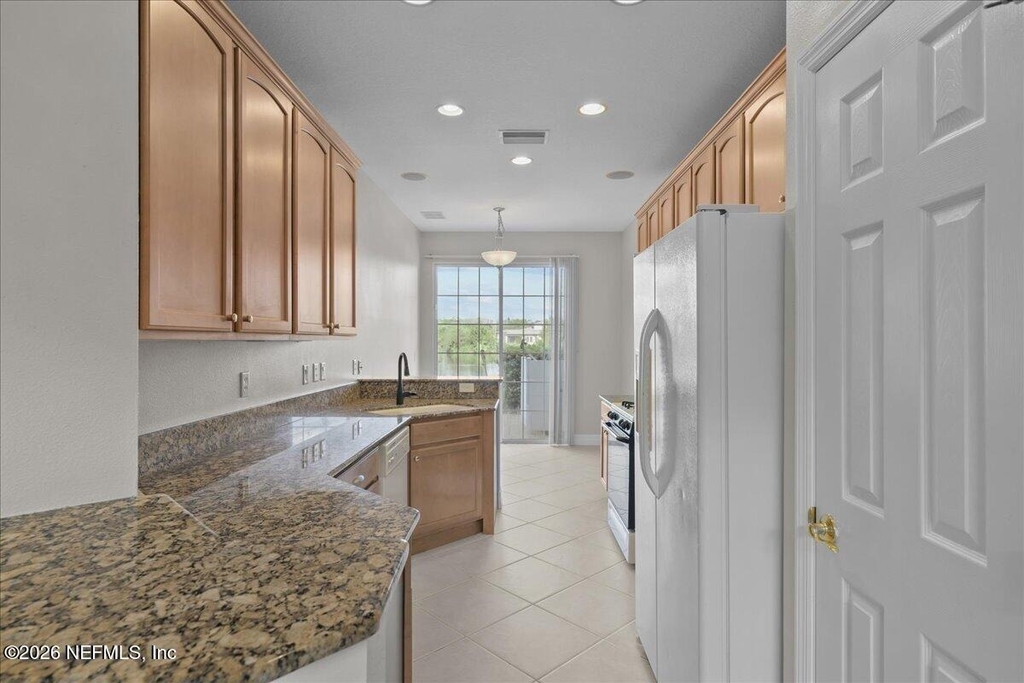 539 Hedgewood Drive - Photo 9