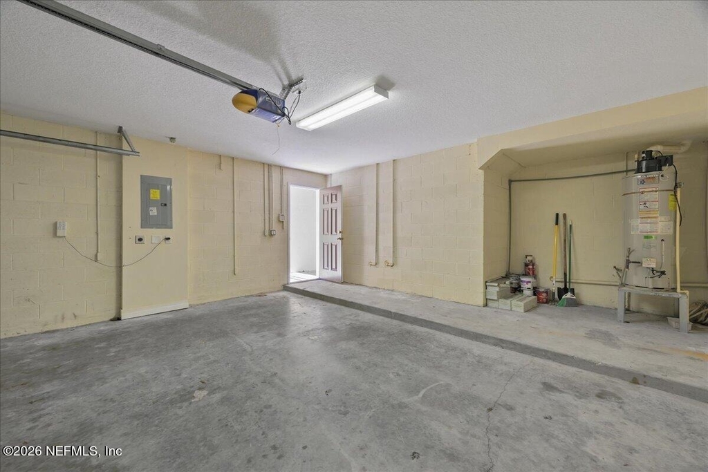539 Hedgewood Drive - Photo 38