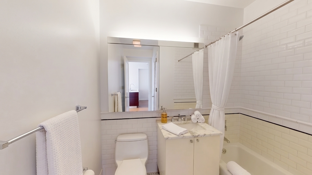 808 Columbus Avenue - Photo 2
