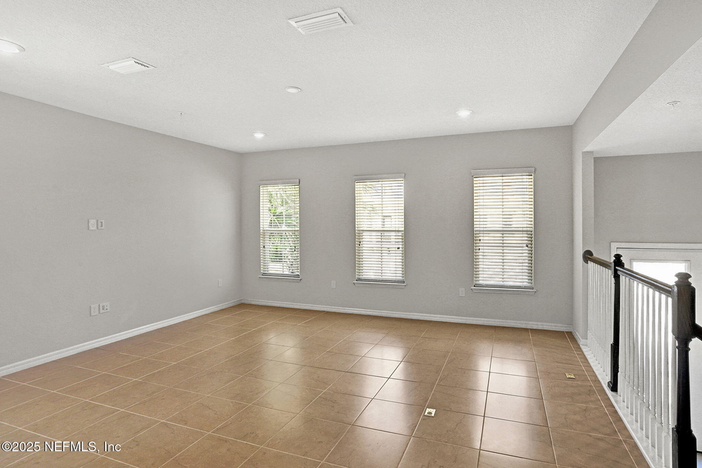 53 Falling Water Court - Photo 3