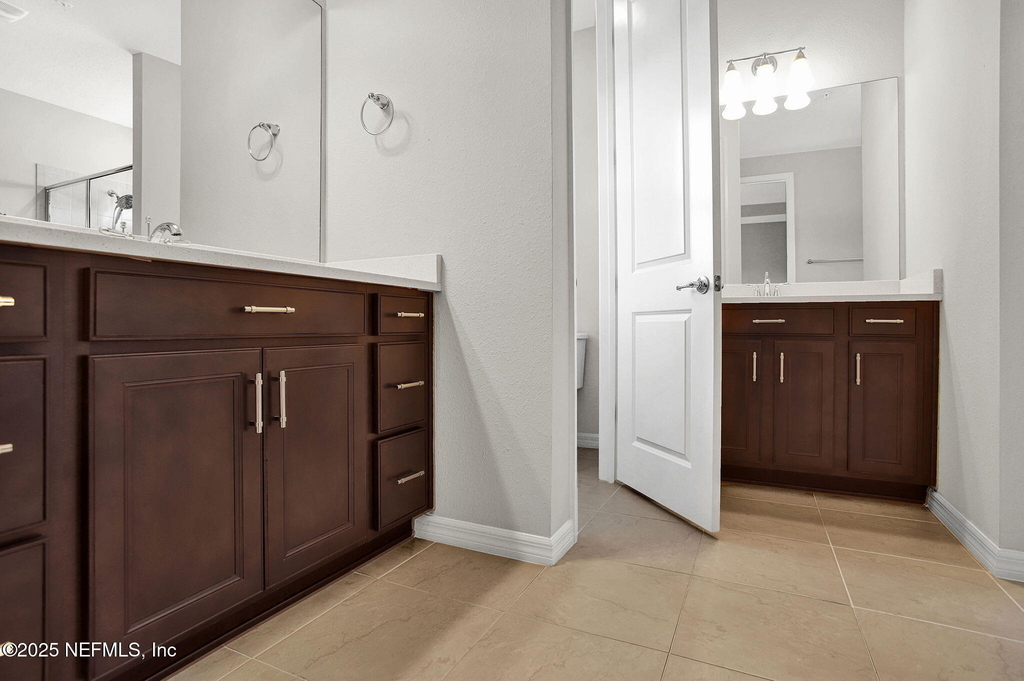 53 Falling Water Court - Photo 12