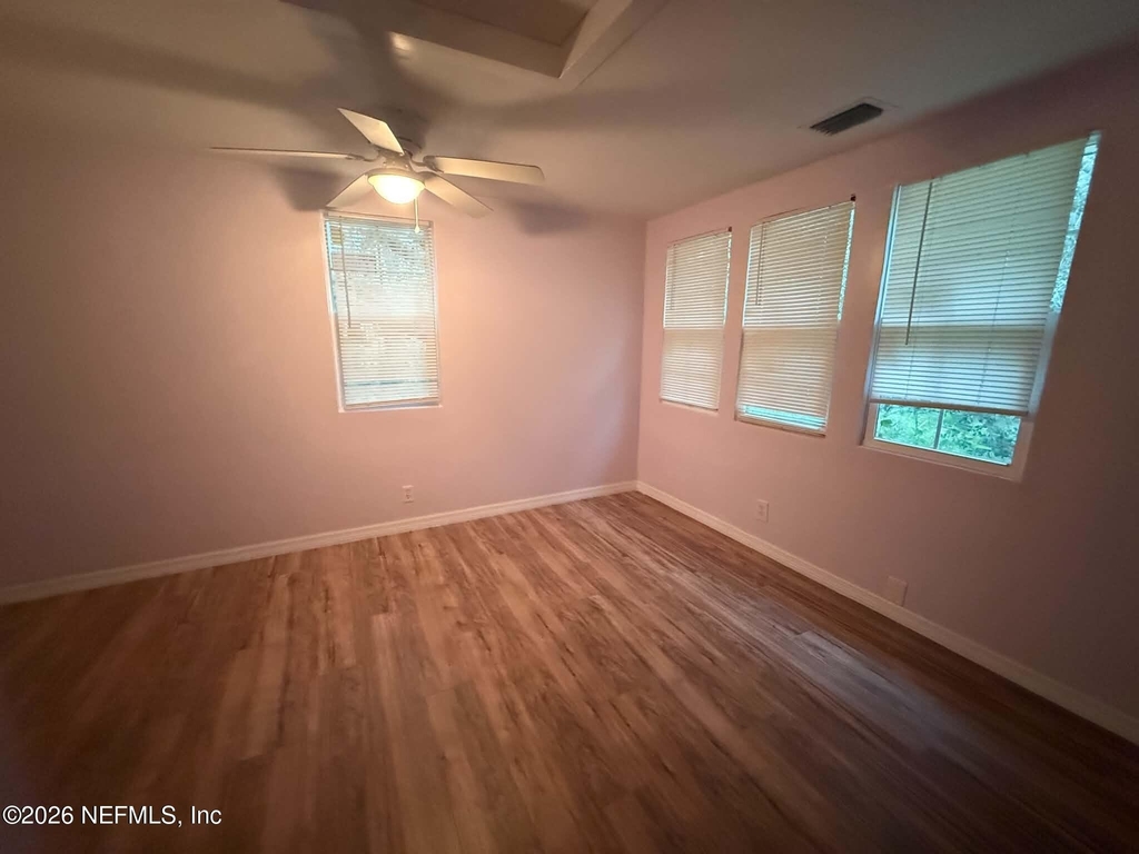 203 Sw 51st Avenue - Photo 11