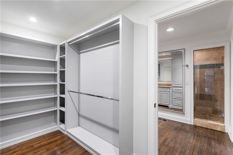 2468 Ridgeway Drive - Photo 22