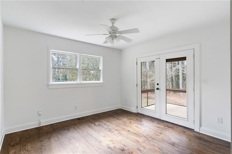 2468 Ridgeway Drive - Photo 23