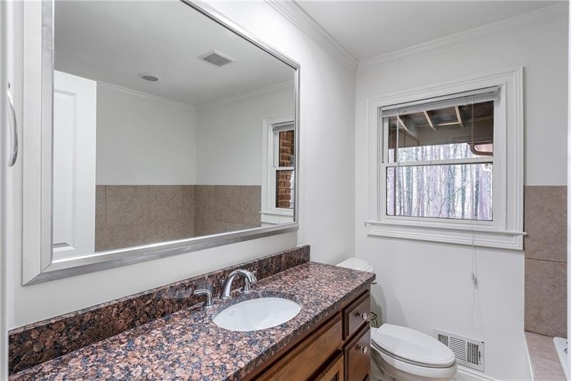 2468 Ridgeway Drive - Photo 24