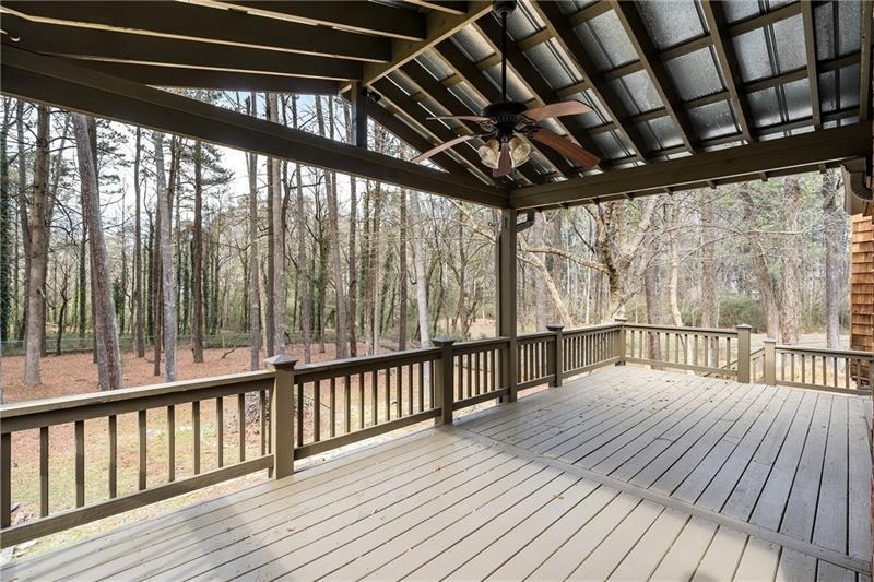 2468 Ridgeway Drive - Photo 17