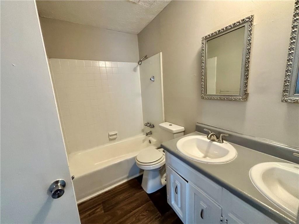 3198 Washington Road - Photo 10