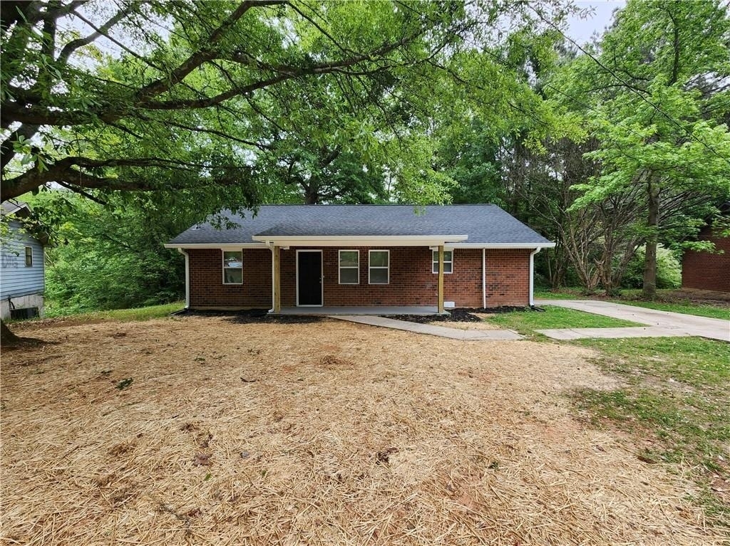 723 W Creek Circle - Photo 0