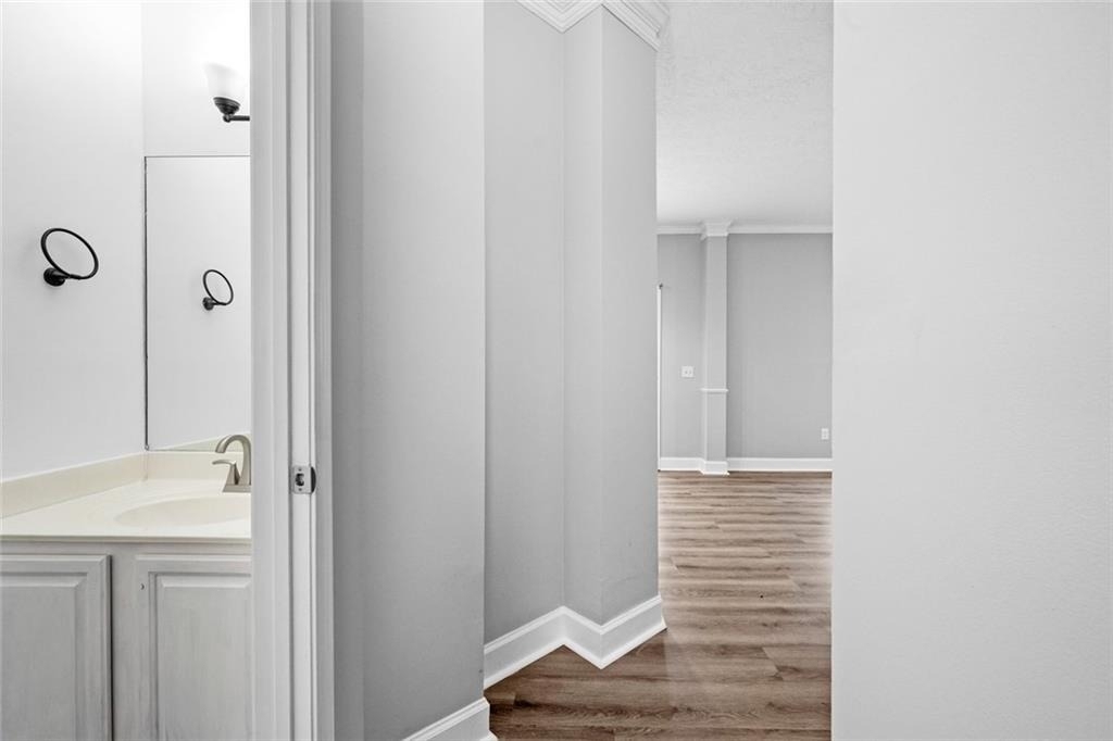 702 Ashley Glen Lane - Photo 9