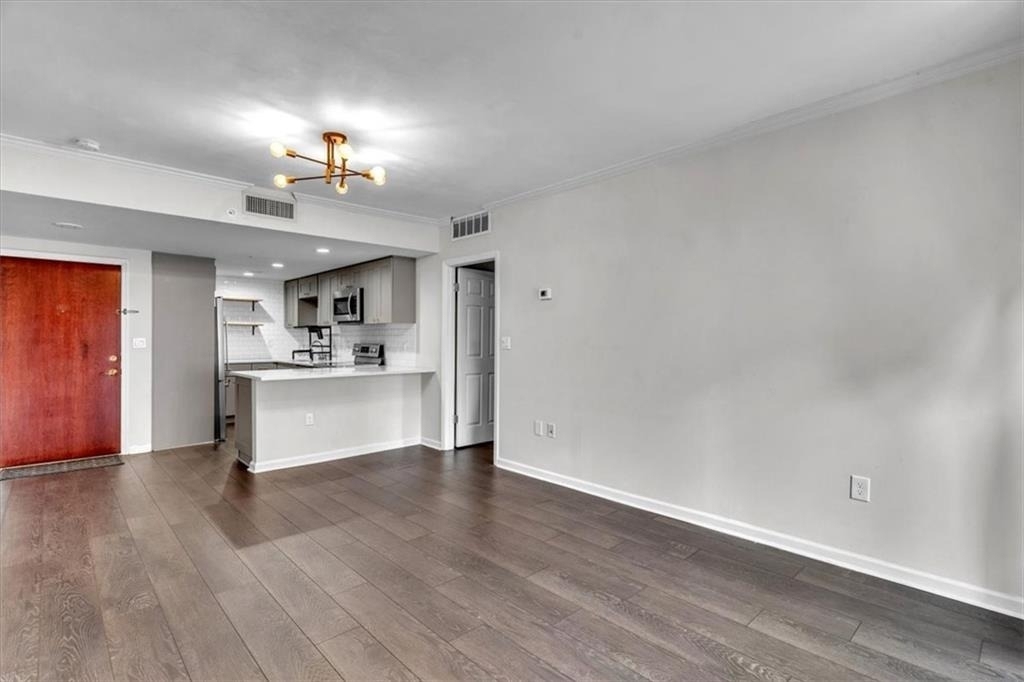 199 14th Street Ne - Photo 2
