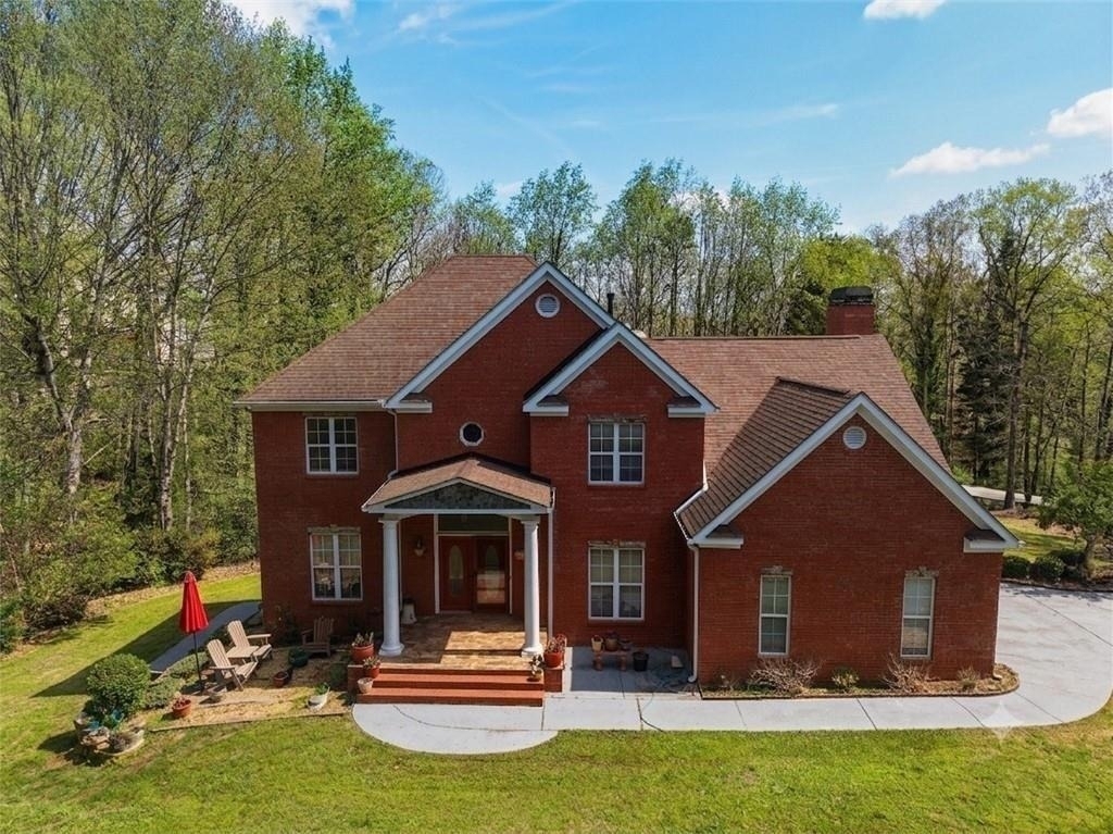 915 Chipley Court - Photo 0