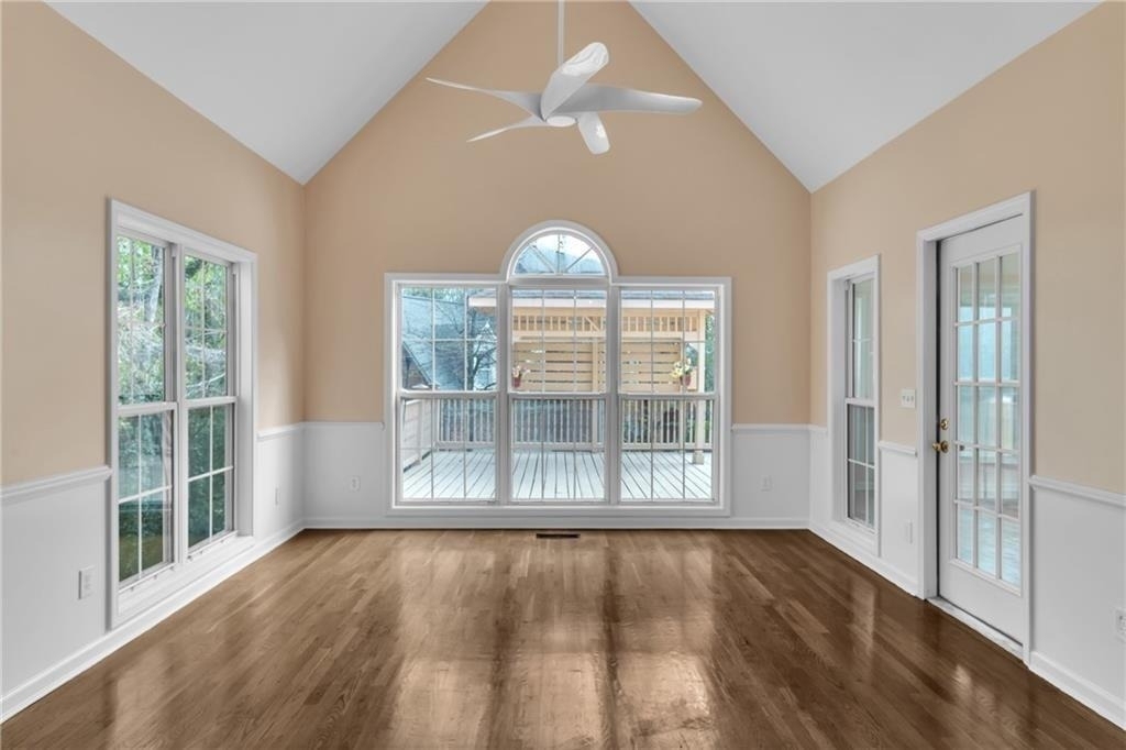 915 Chipley Court - Photo 17