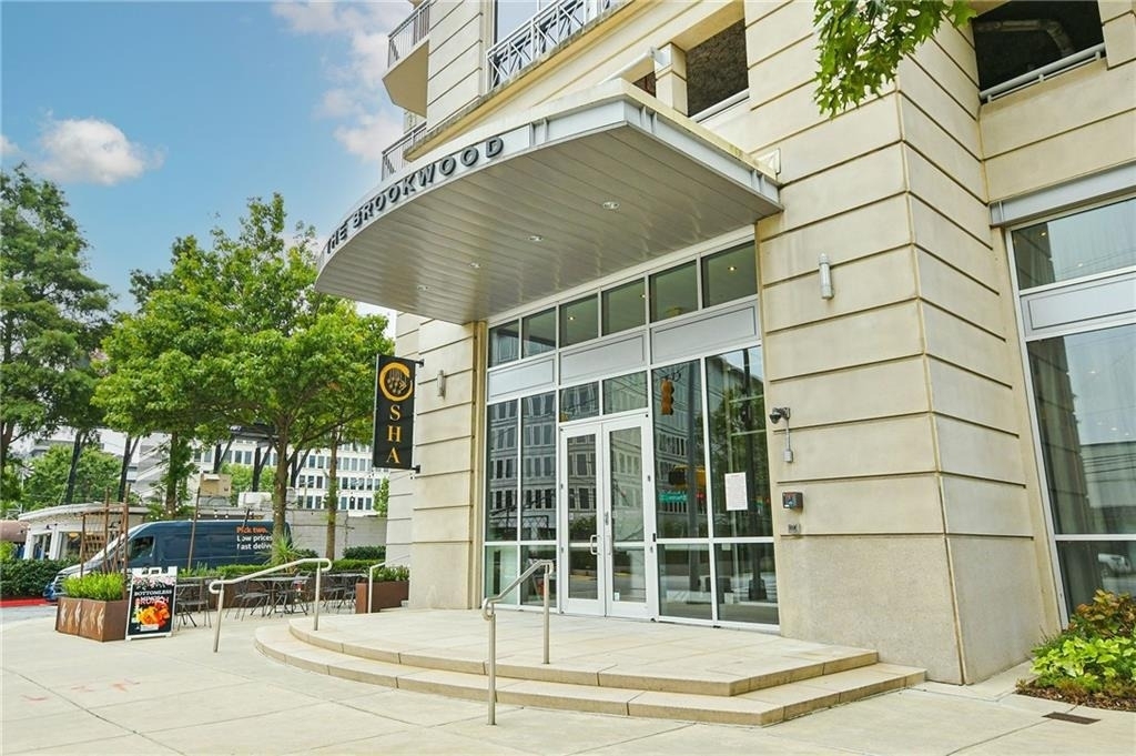 1820 Peachtree Street Nw - Photo 0