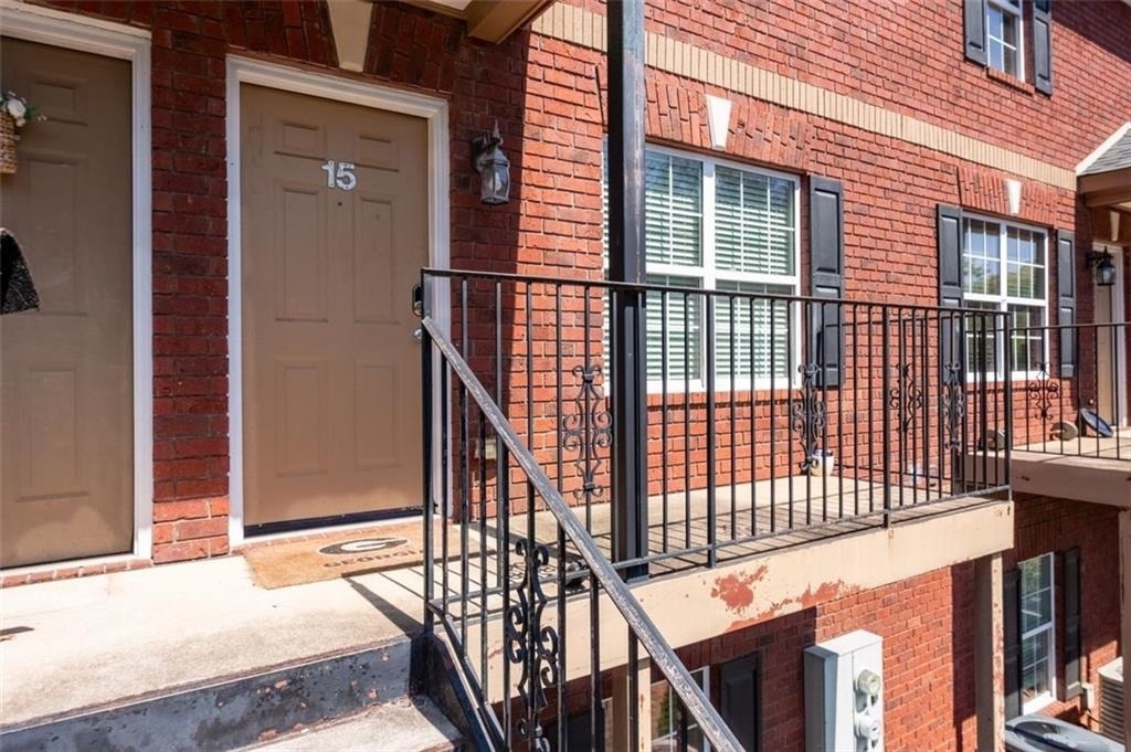 105 Whitehead Road - Photo 3