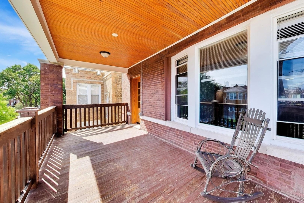 4740 N Drake Avenue - Photo 6