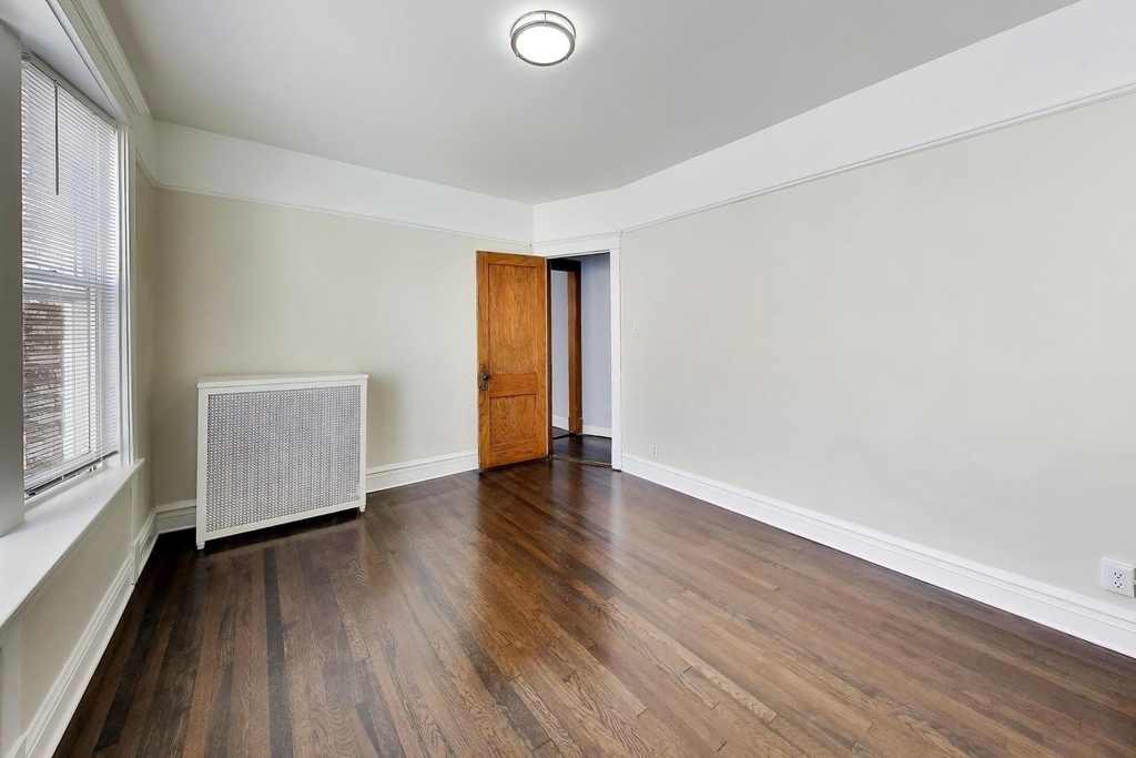 4740 N Drake Avenue - Photo 18