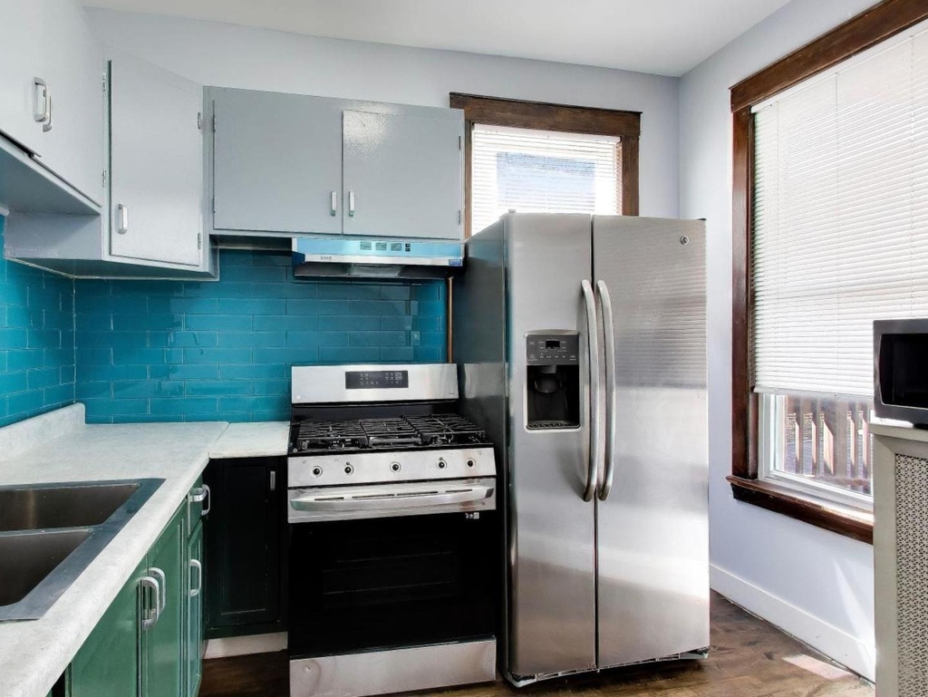 4740 N Drake Avenue - Photo 11