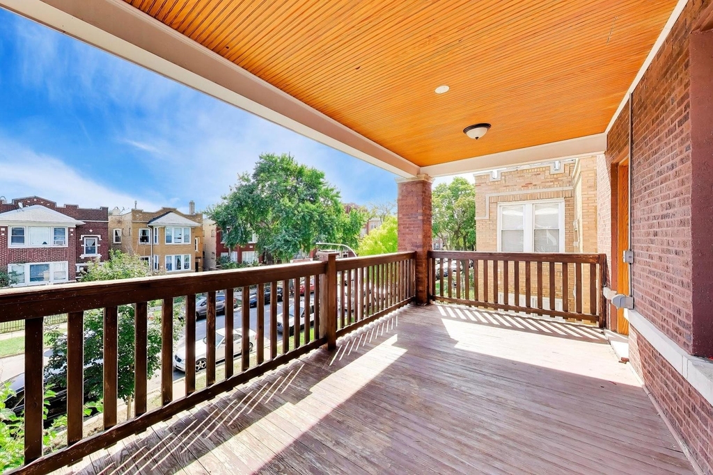 4740 N Drake Avenue - Photo 7