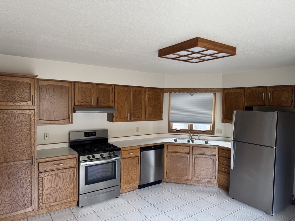 117 Dartmouth Drive - Photo 1
