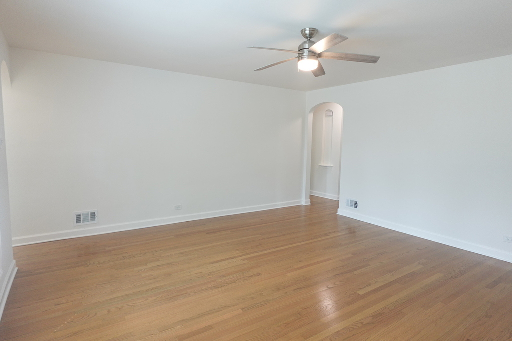 18637 S Highland Avenue - Photo 7
