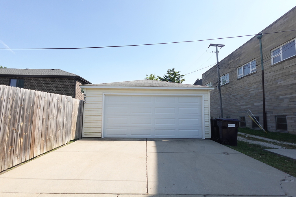 9800 S Artesian Avenue - Photo 6