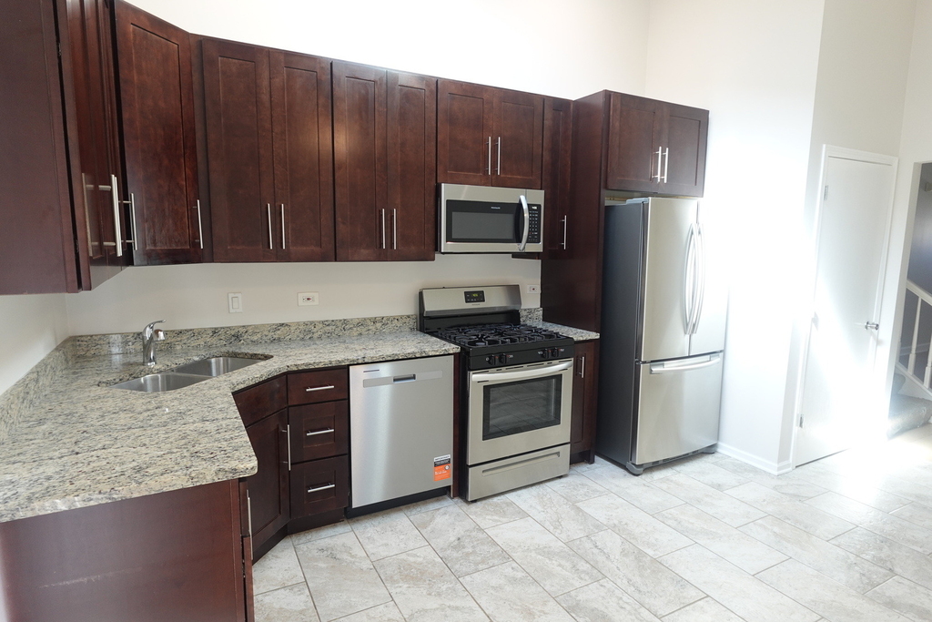 9800 S Artesian Avenue - Photo 12
