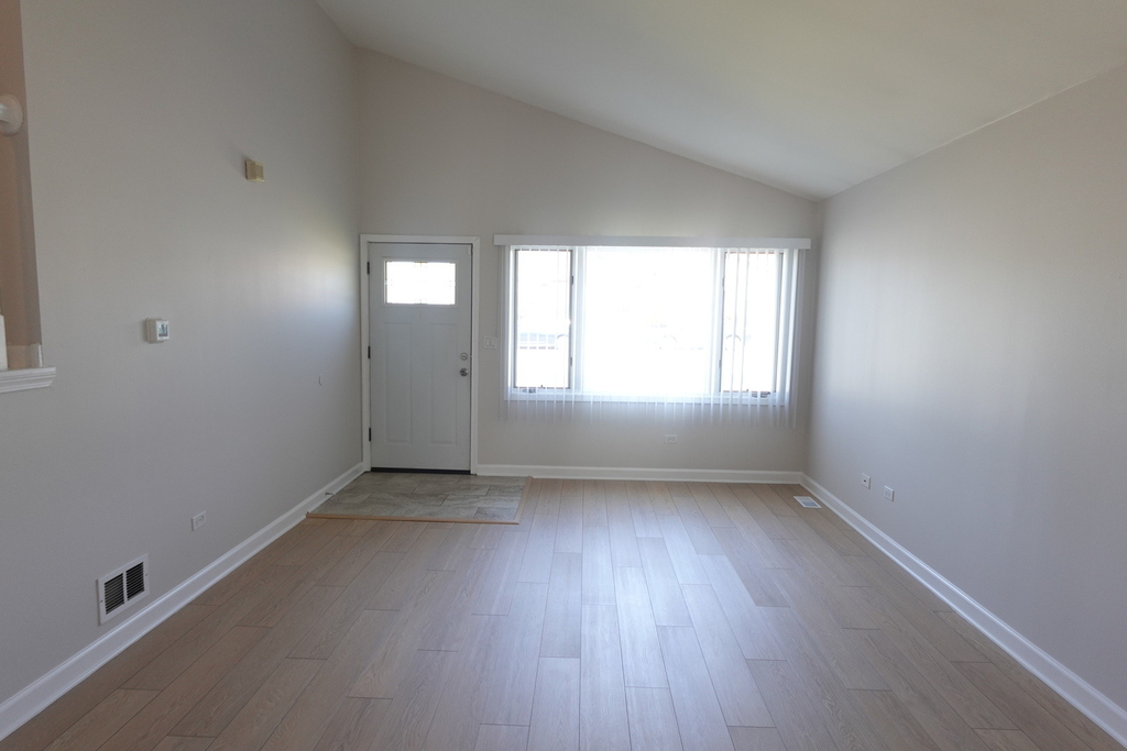 9800 S Artesian Avenue - Photo 14