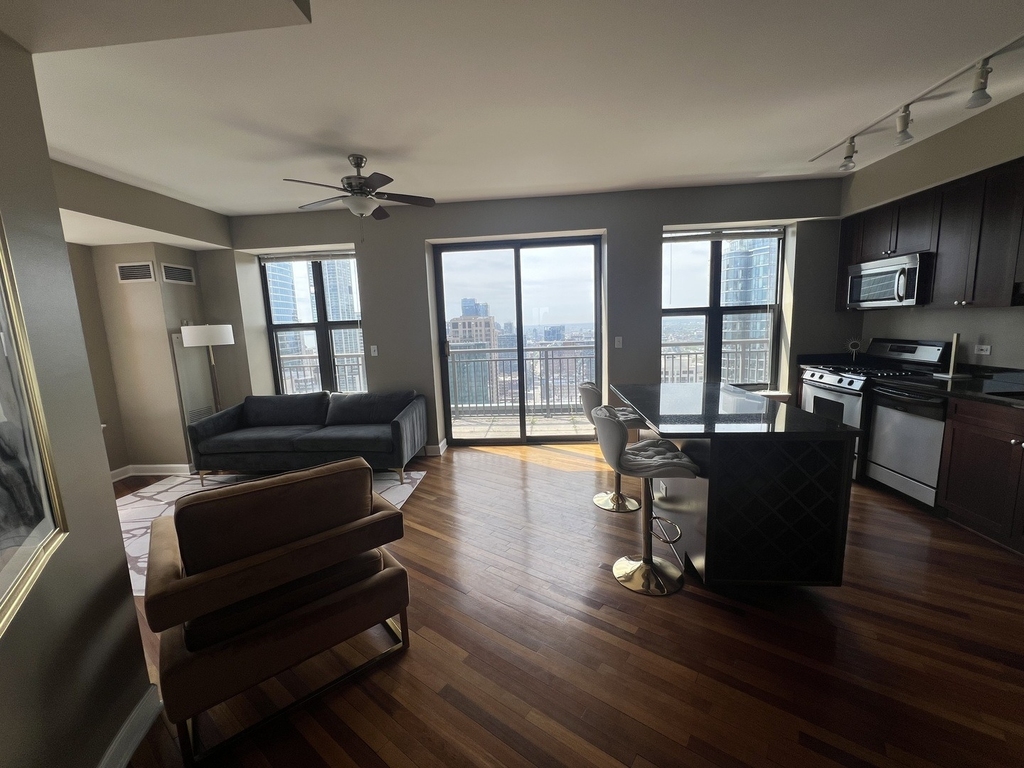 41 E 8th Street - Photo 8
