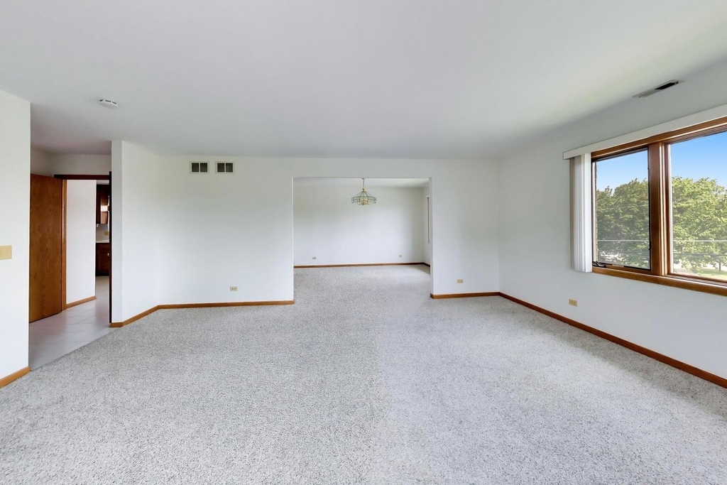 920 N Northwest Highway - Photo 7