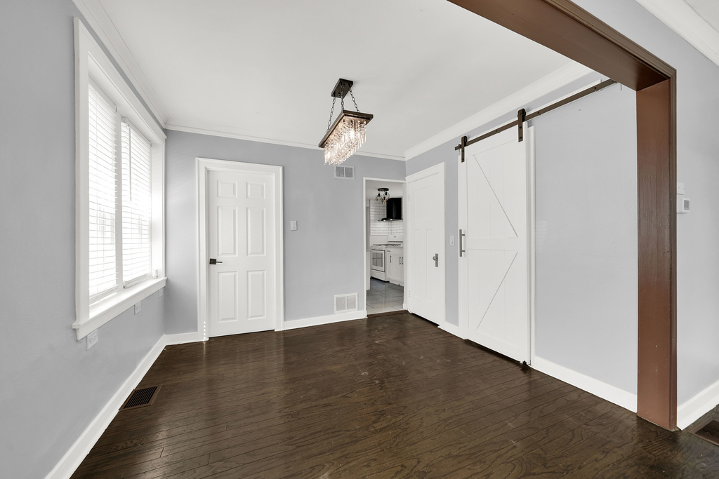 11014 S Washtenaw Avenue - Photo 11