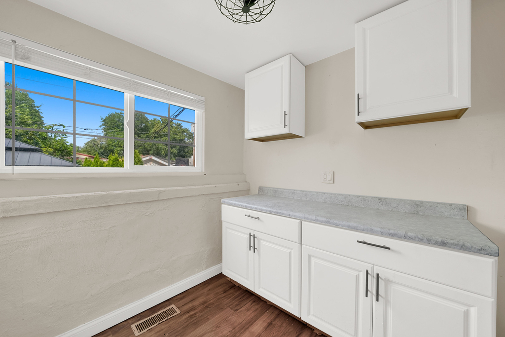 11014 S Washtenaw Avenue - Photo 7