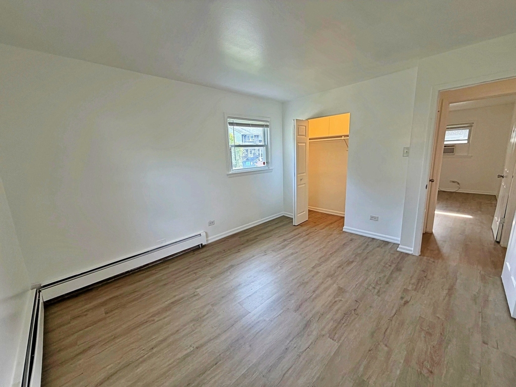 14500 Cottage Grove Avenue - Photo 6