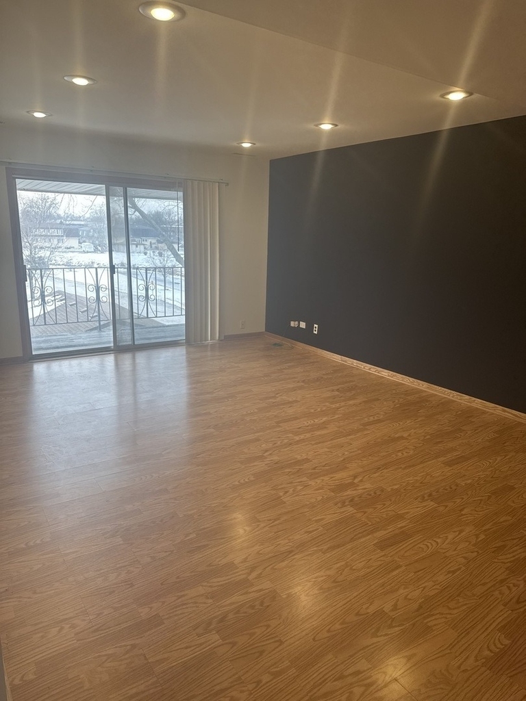 5721 Circle Drive - Photo 2