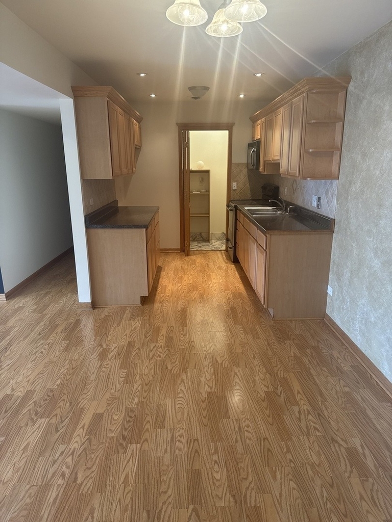 5721 Circle Drive - Photo 5