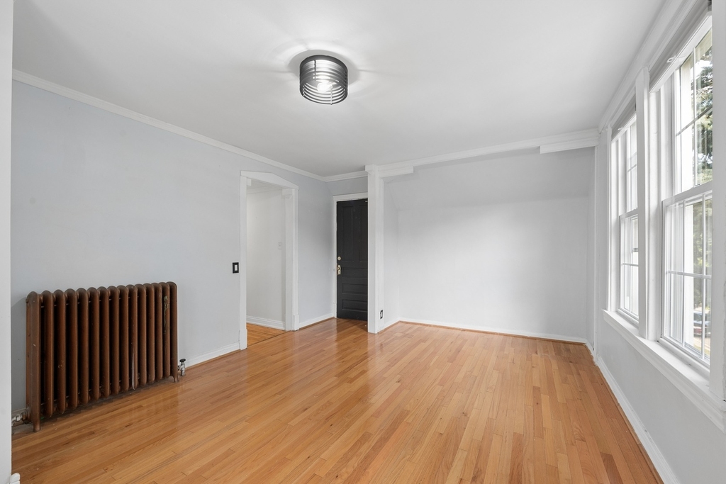 3542 N Albany Avenue - Photo 3