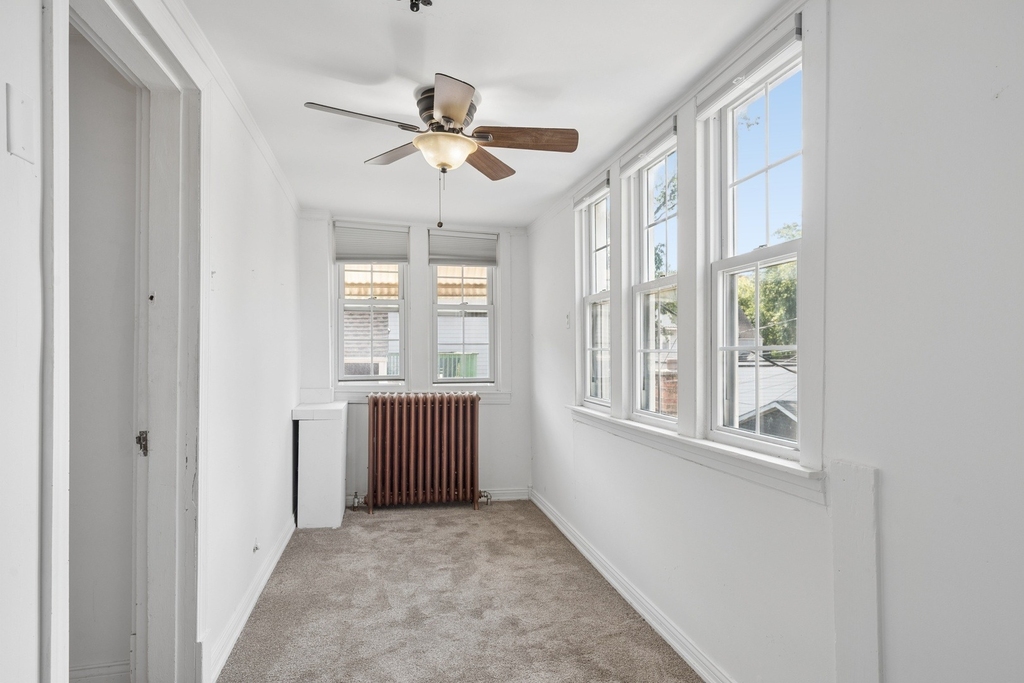 3542 N Albany Avenue - Photo 13