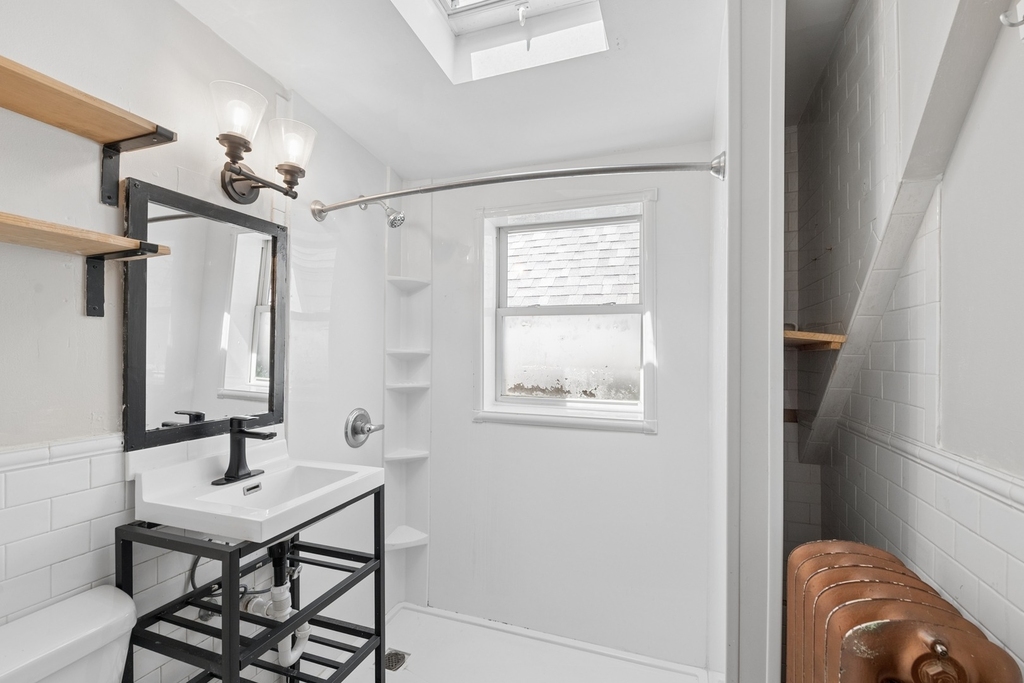 3542 N Albany Avenue - Photo 8