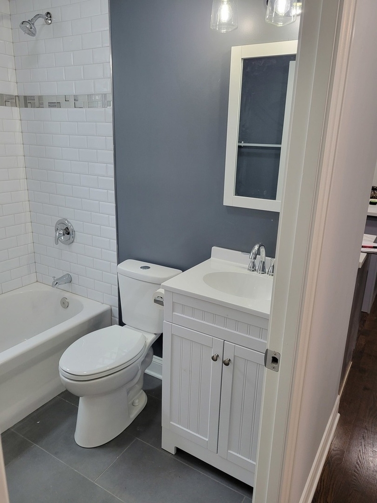 7342 S Paulina Street - Photo 2