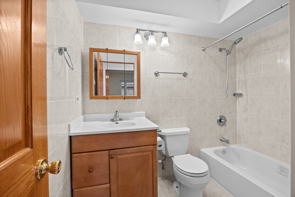 9752 Tripp Avenue - Photo 13