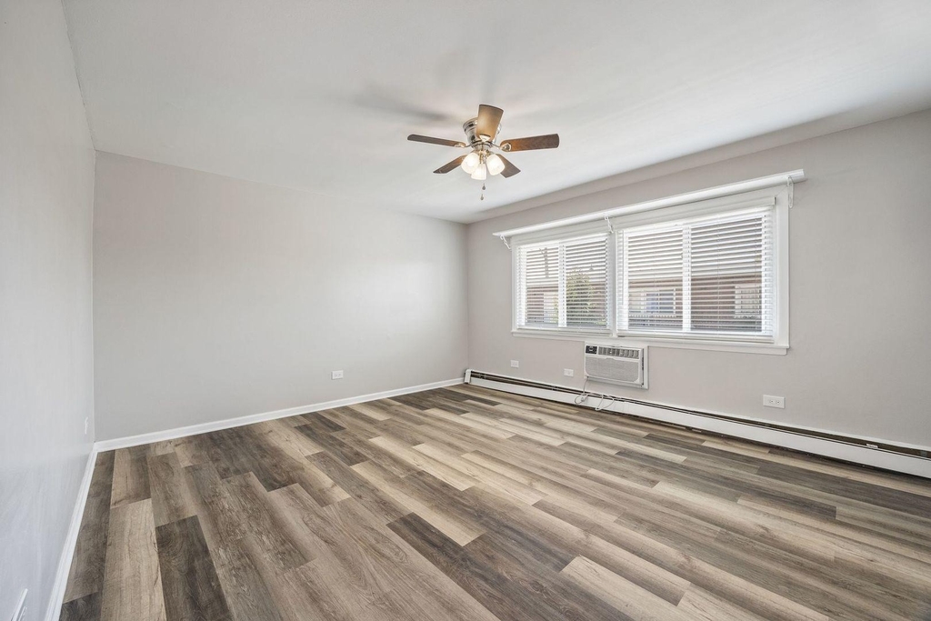 7834 95th Street - Photo 5