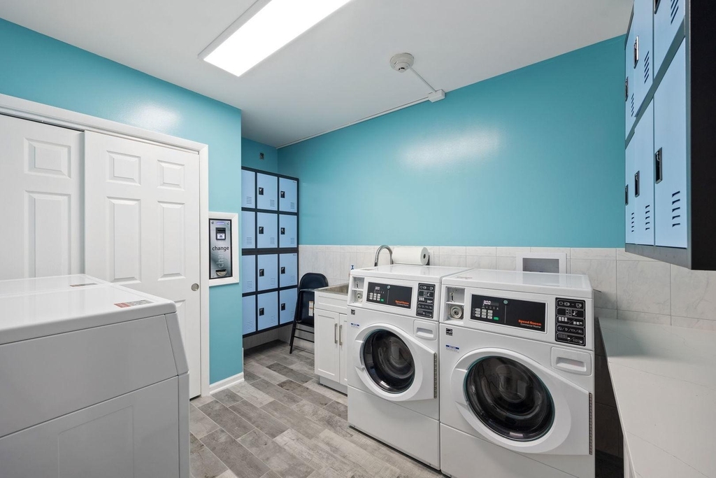 7834 95th Street - Photo 14