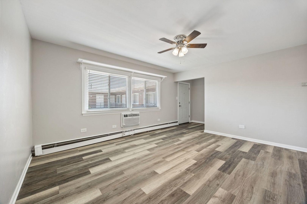 7834 95th Street - Photo 4