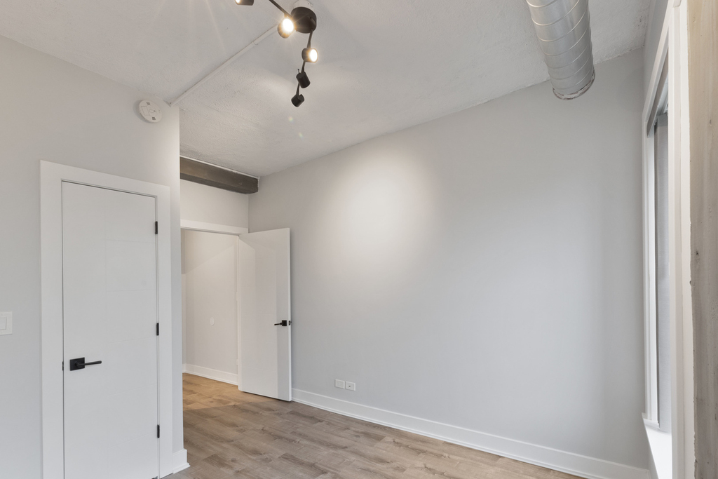 7645 N Sheridan Road - Photo 8