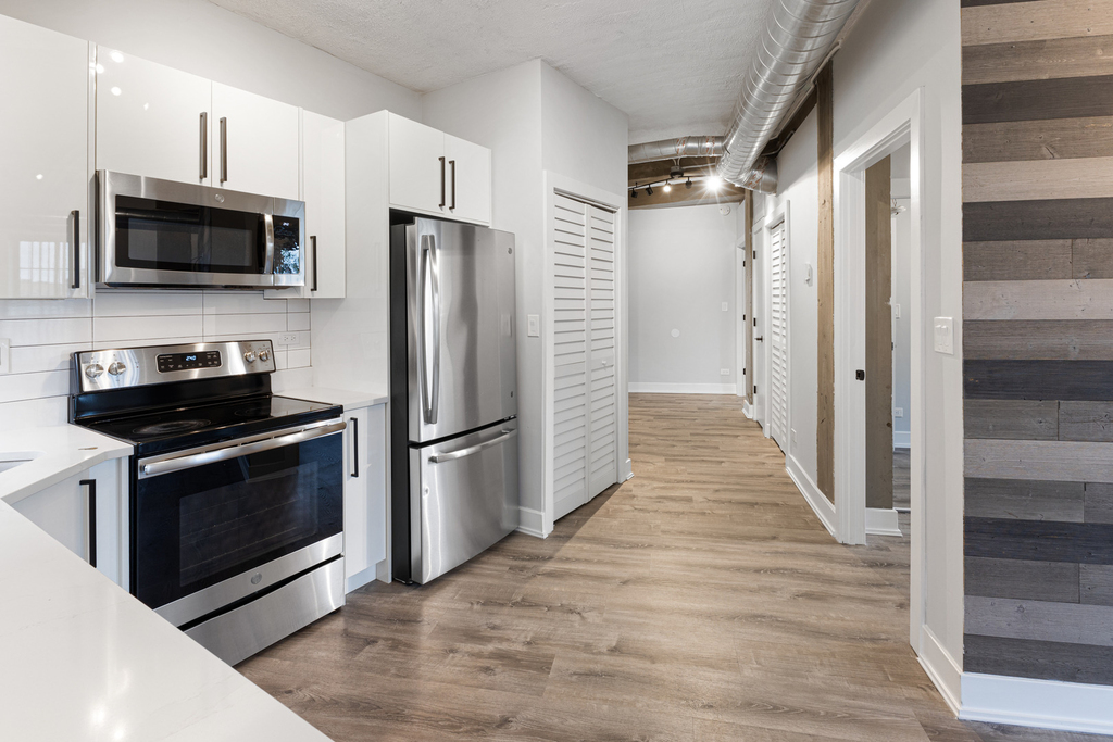7645 N Sheridan Road - Photo 4