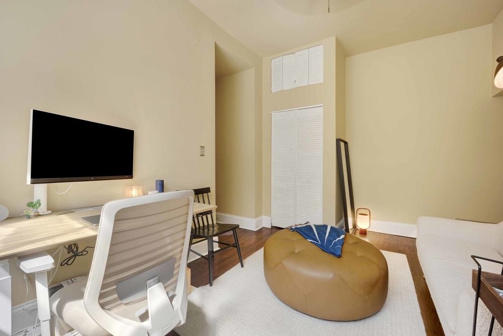 63 E Cedar Street - Photo 2
