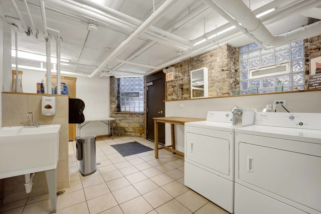 63 E Cedar Street - Photo 12