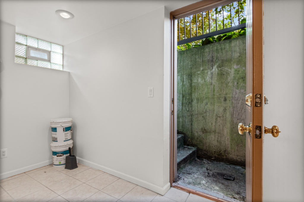8536 Kedvale Avenue - Photo 15