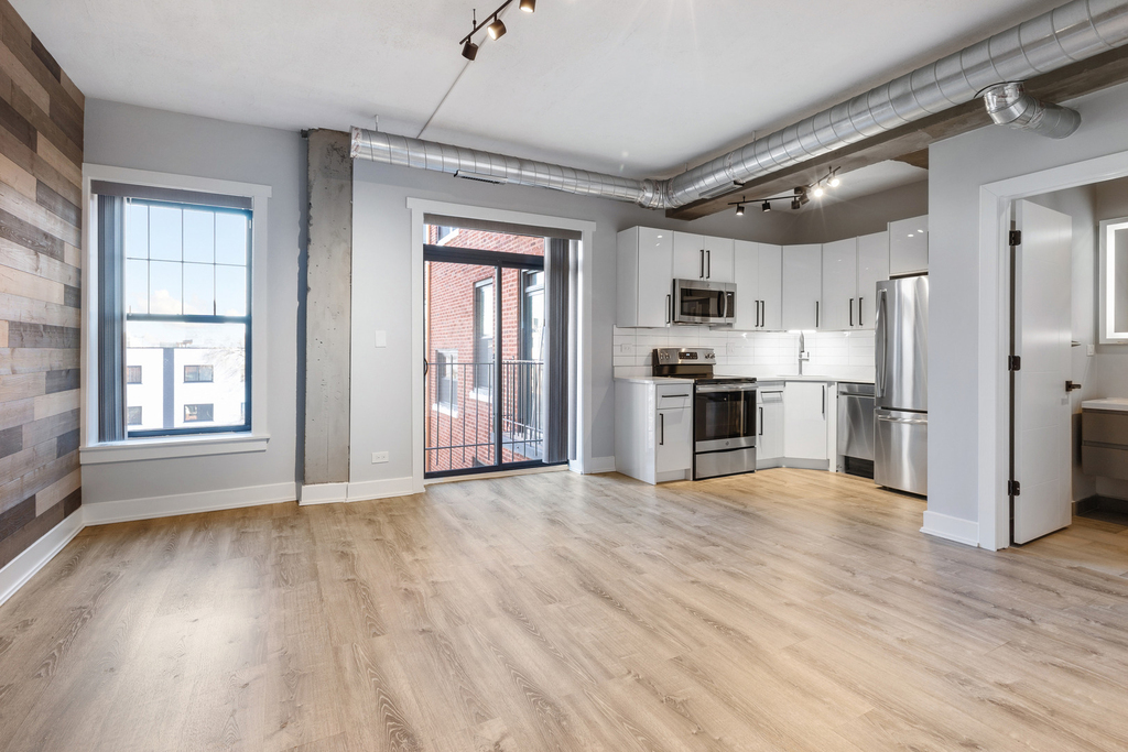 7645 N Sheridan Road - Photo 1